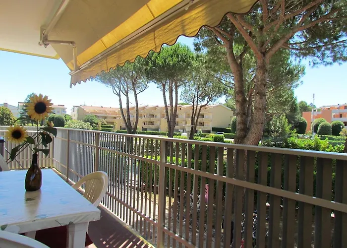 Enjoy Our In A Pool Paradise Apartament *
